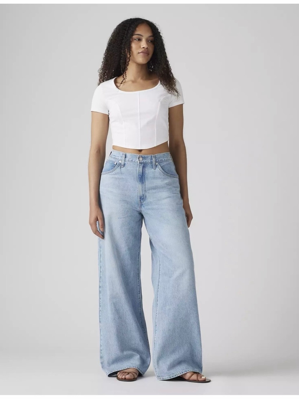 Levi's Women's High-Rise Cinch Baggy Jeans - Invested Indigo Size 32x31 NWT